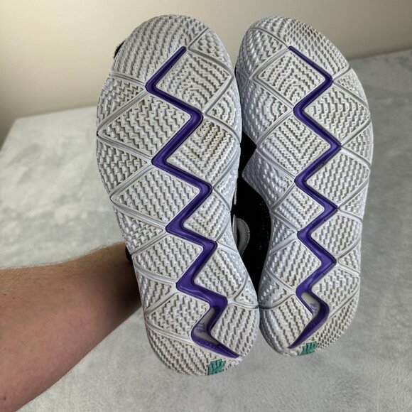 Nike Kyrie 4 Ankle Taker Men's Size 11 US/10 UK/45 EU 943806-002 Style Number - Picture 4 of 13